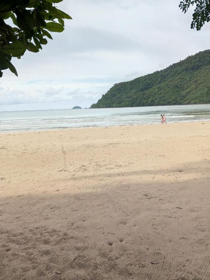 Akoya Beach Park And Cottages Locaroc Ngoại thất bức ảnh