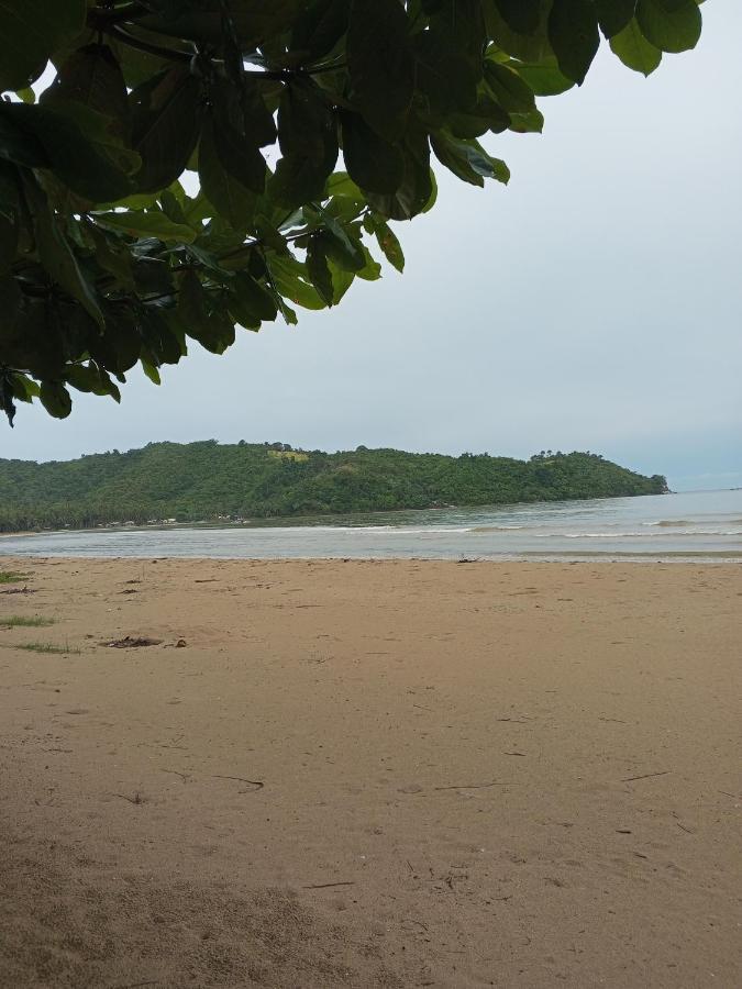 Akoya Beach Park And Cottages Locaroc Ngoại thất bức ảnh