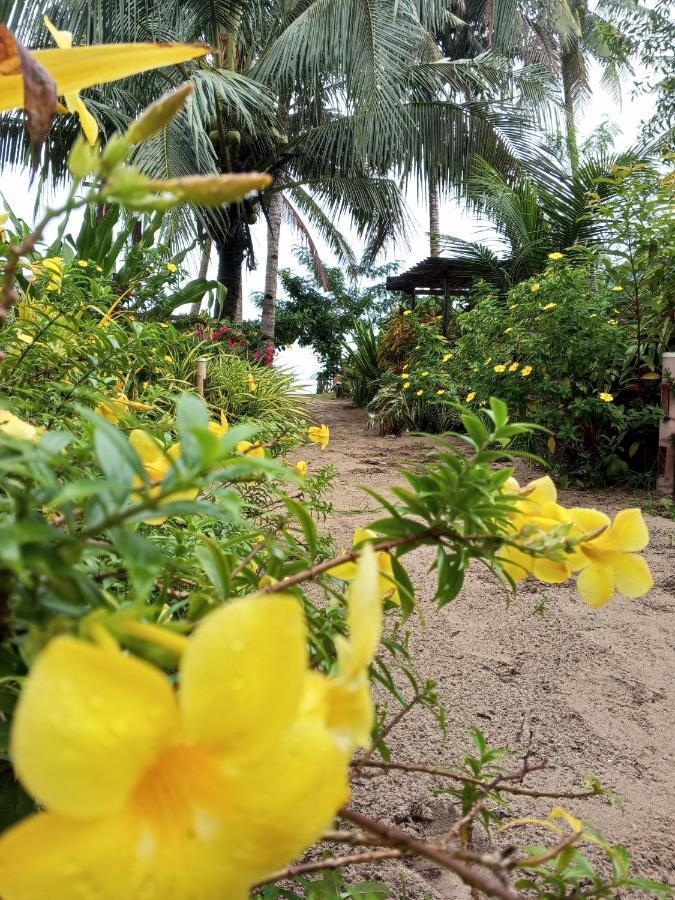 Akoya Beach Park And Cottages Locaroc Ngoại thất bức ảnh