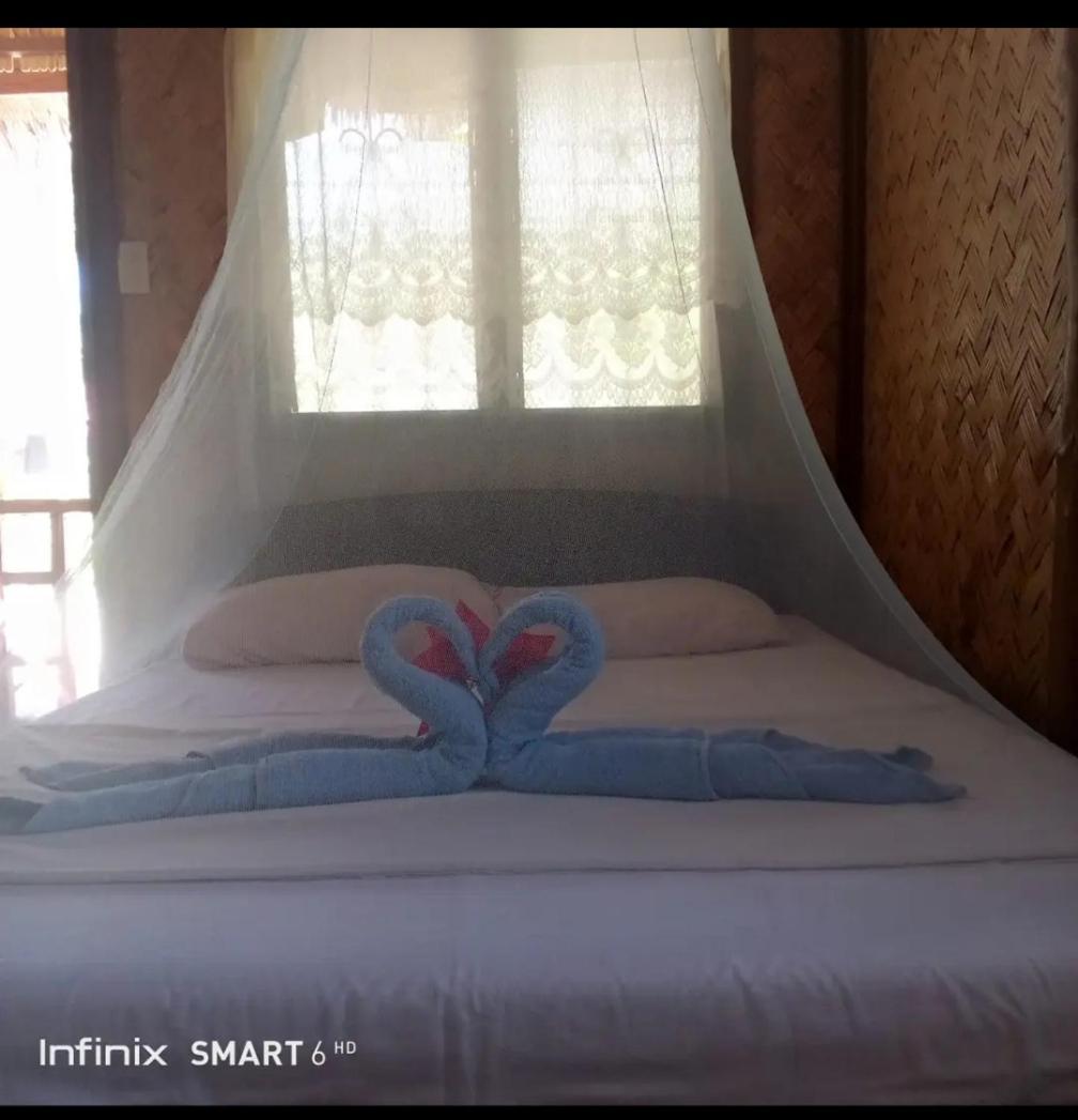 Akoya Beach Park And Cottages Locaroc Phòng bức ảnh